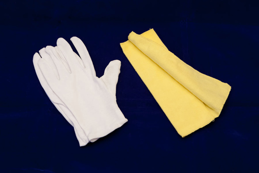 Gloves - White Cotton Small/Medium Pair with Care Cloth