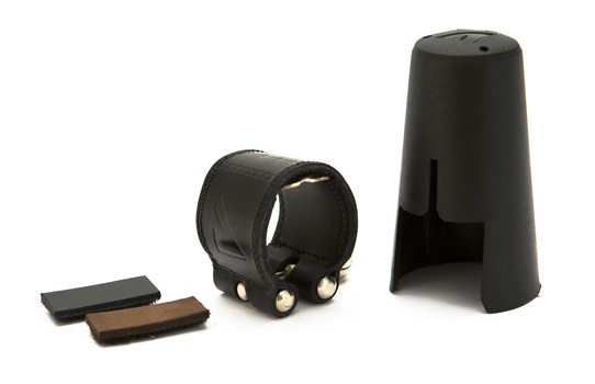 Vandoren LC21P Bb Clarinet Leather Ligature 3 Plates - with Plastic Cap