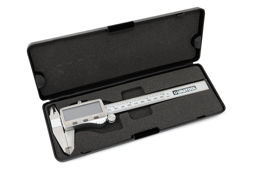 Digital Calipers - 0-150mm Readout in mm or inches - Stainless Steel